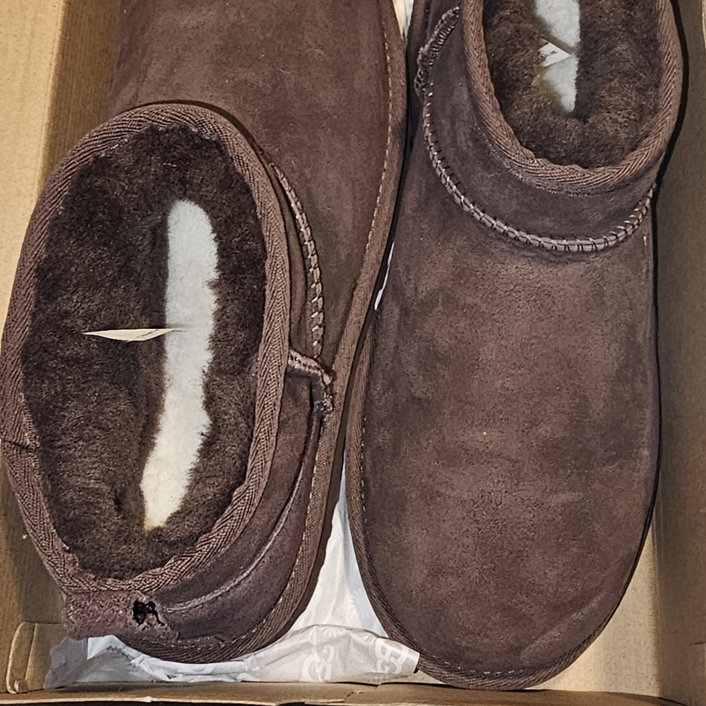 UGG Womens Classic Ultra Mini - Shoes